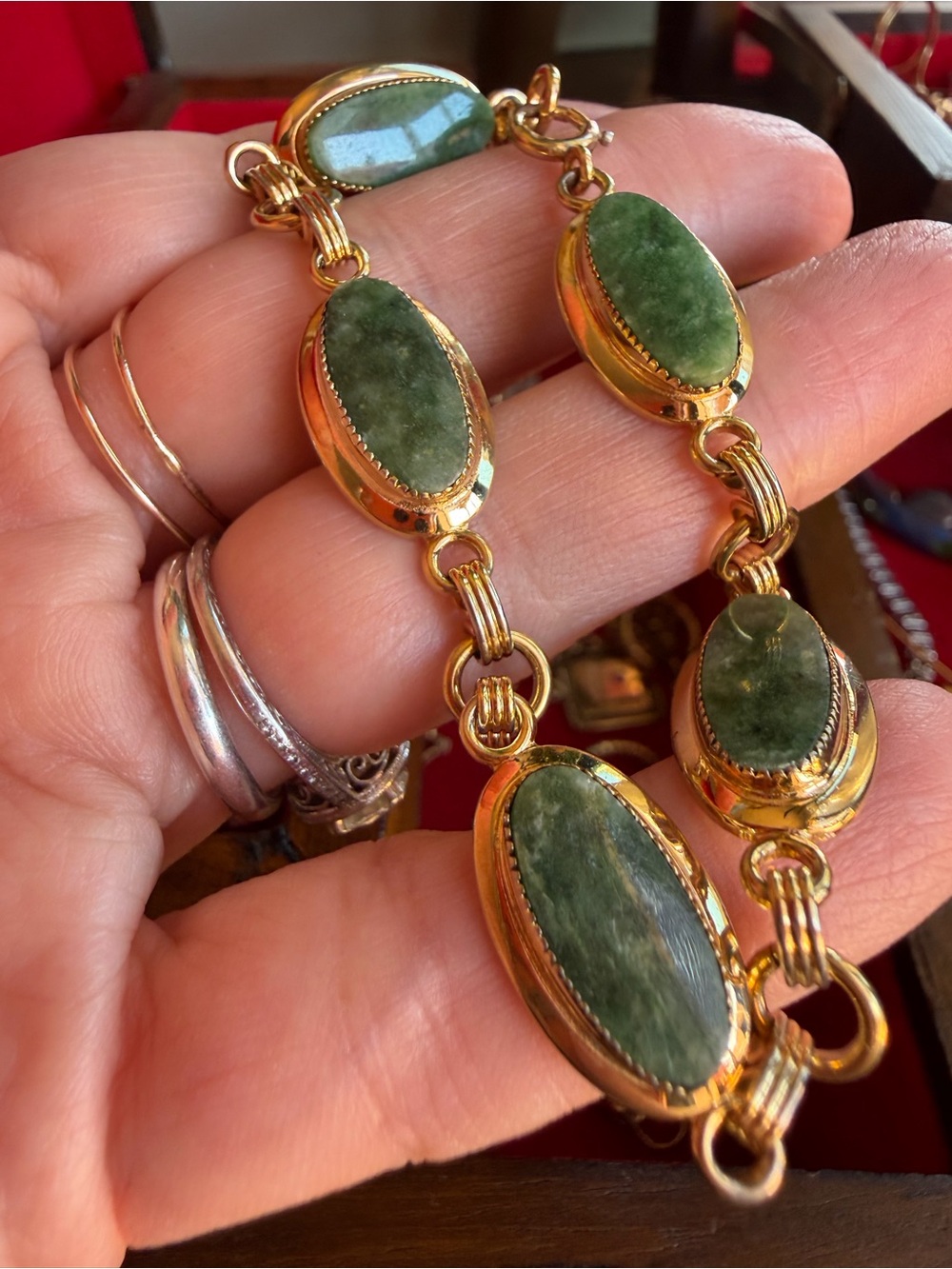 1/20 12K Gold Filled Green Jade Cabochon Link Bracelet. - Picture 3 of 17